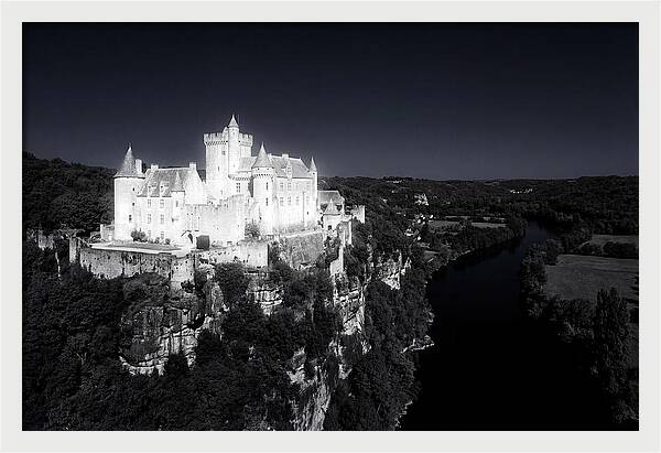 Dordognes Majestic Chateau De Beynac