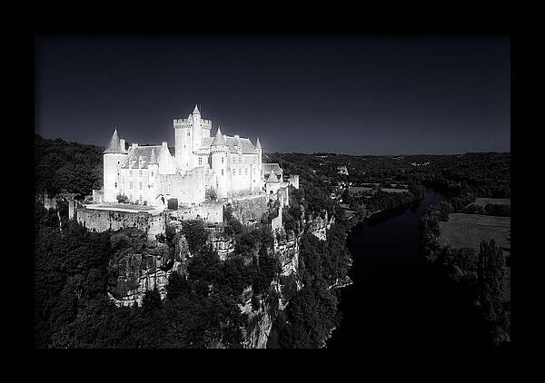 Dordognes Majestic Chateau De Beynac