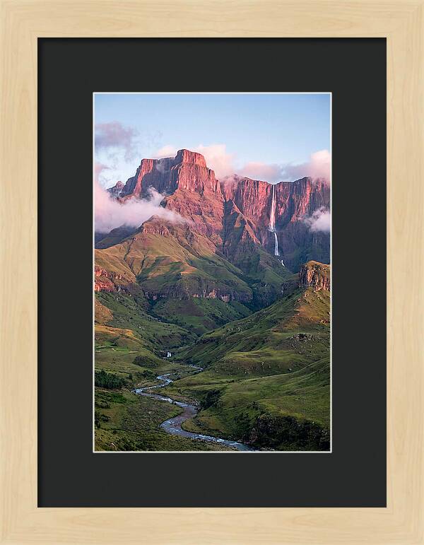 Drakensberg Amphitheatre At Sunrise