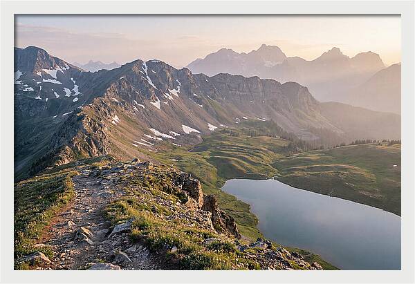 Dramatic Alpine Ridge Vista