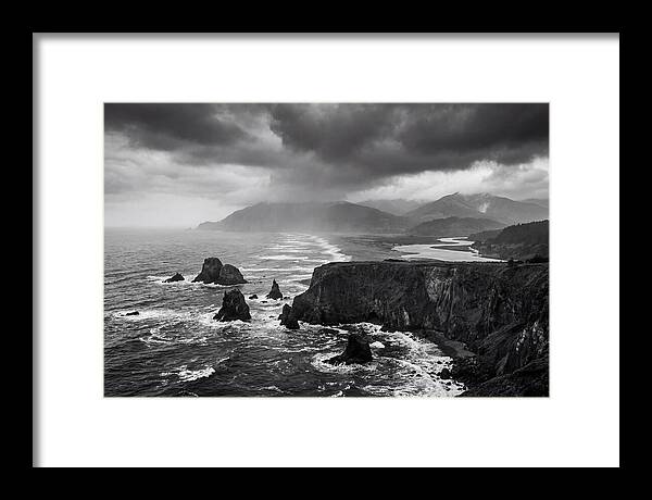 Dramatic Dingle Peninsula Vista