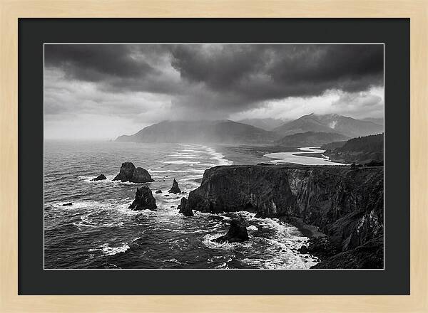 Dramatic Dingle Peninsula Vista