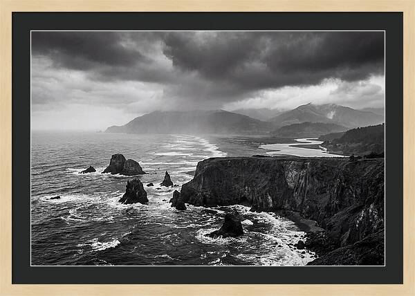Dramatic Dingle Peninsula Vista