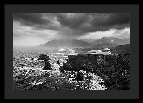 Dramatic Dingle Peninsula Vista