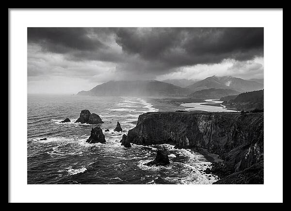Dramatic Dingle Peninsula Vista