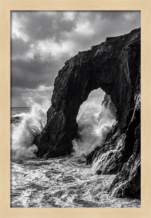 Dramatic Durdle Door Arch