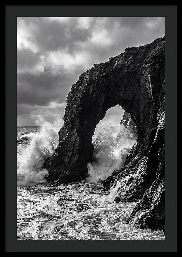 Dramatic Durdle Door Arch