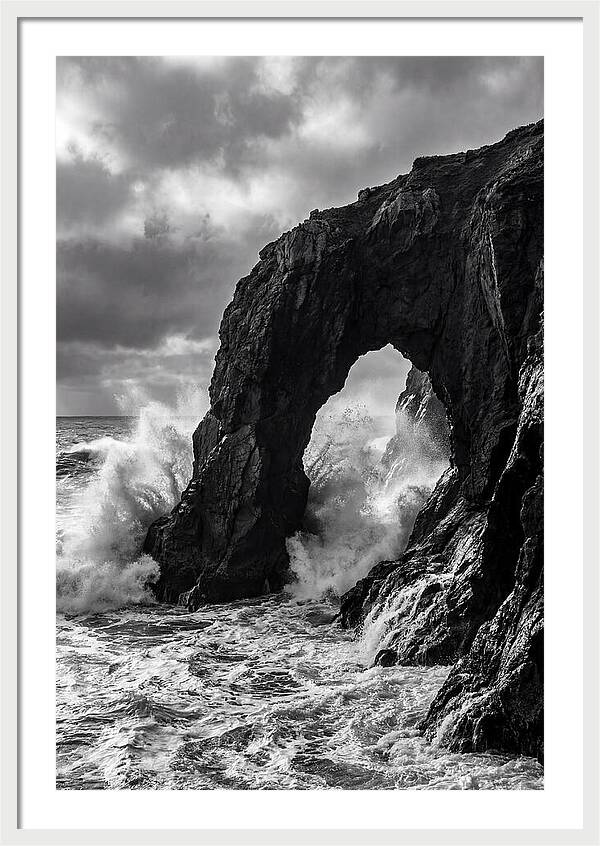 Dramatic Durdle Door Arch