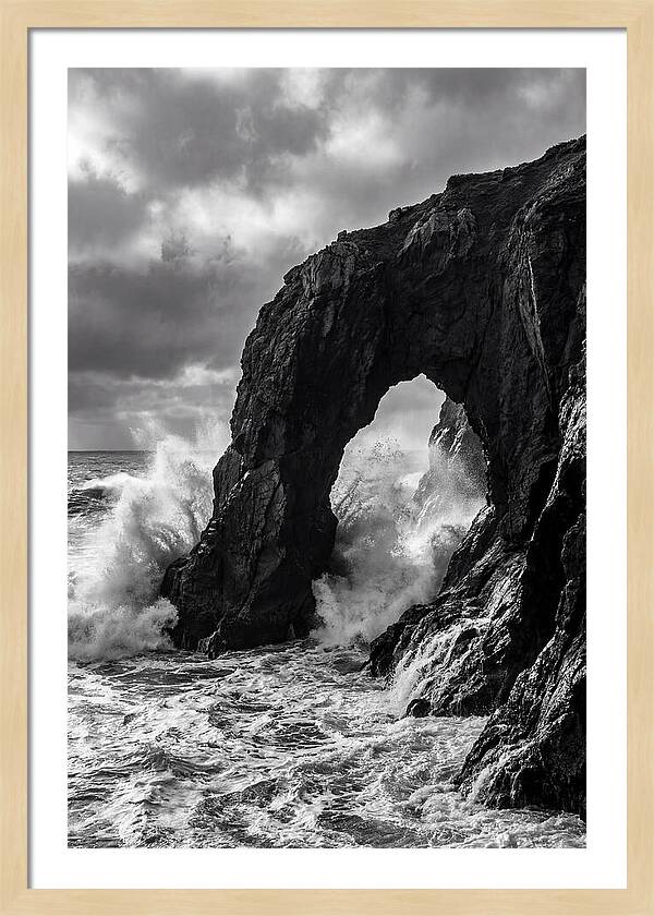 Dramatic Durdle Door Arch