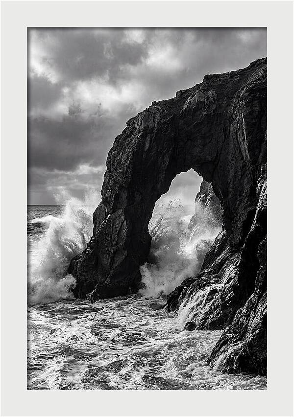 Dramatic Durdle Door Arch