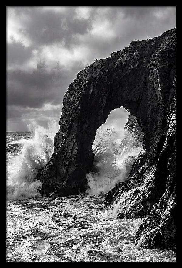 Dramatic Durdle Door Arch