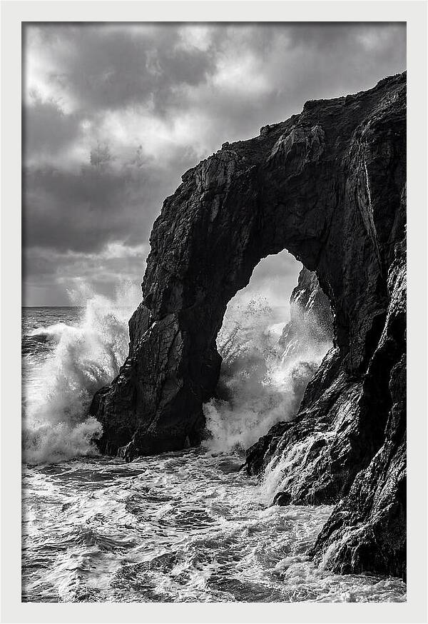 Dramatic Durdle Door Arch