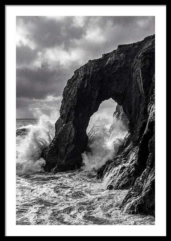 Dramatic Durdle Door Arch