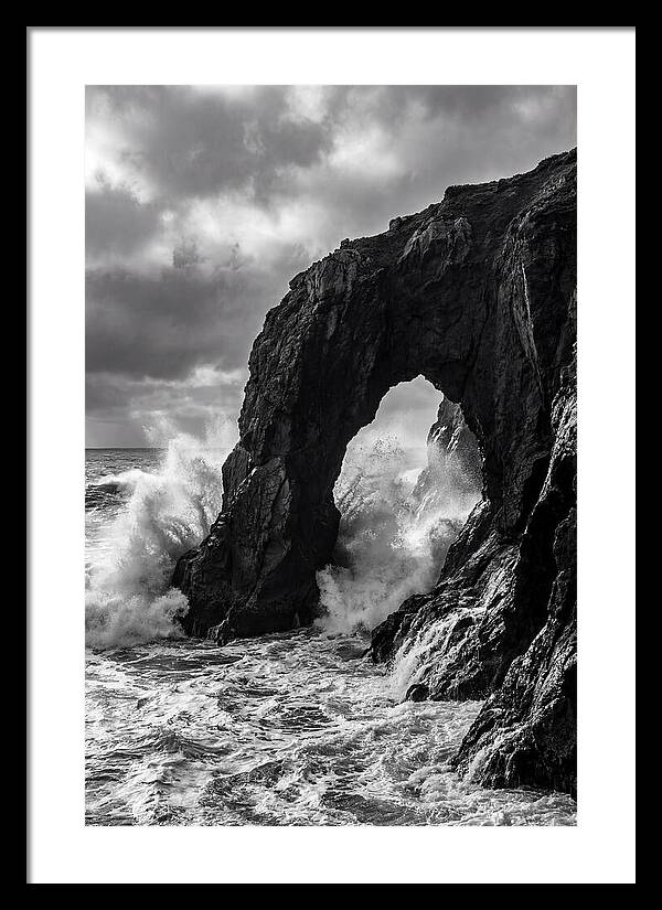 Dramatic Durdle Door Arch