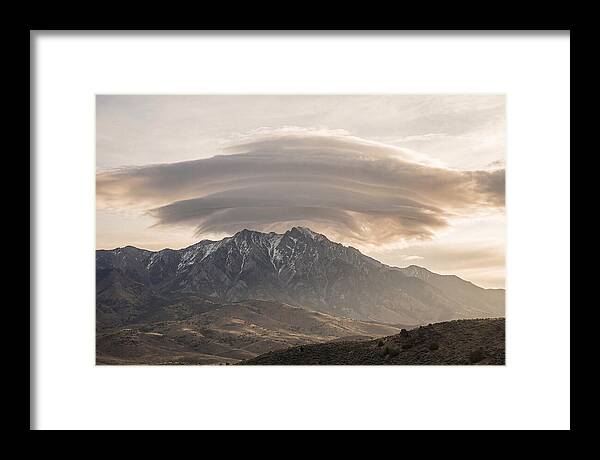 Dramatic Lenticular Cloud Formation