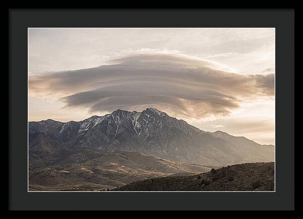 Dramatic Lenticular Cloud Formation