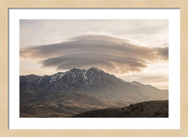 Dramatic Lenticular Cloud Formation