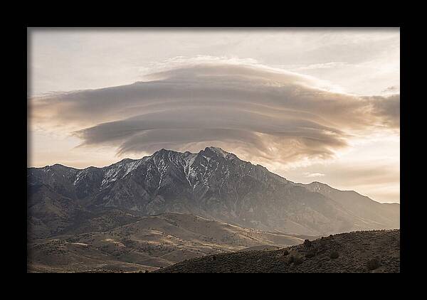 Dramatic Lenticular Cloud Formation