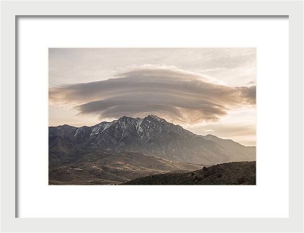 Dramatic Lenticular Cloud Formation