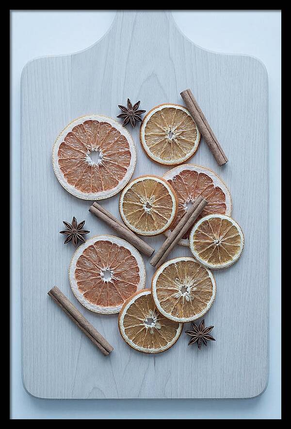 Dried Citrus And Cinnamon Arrangement