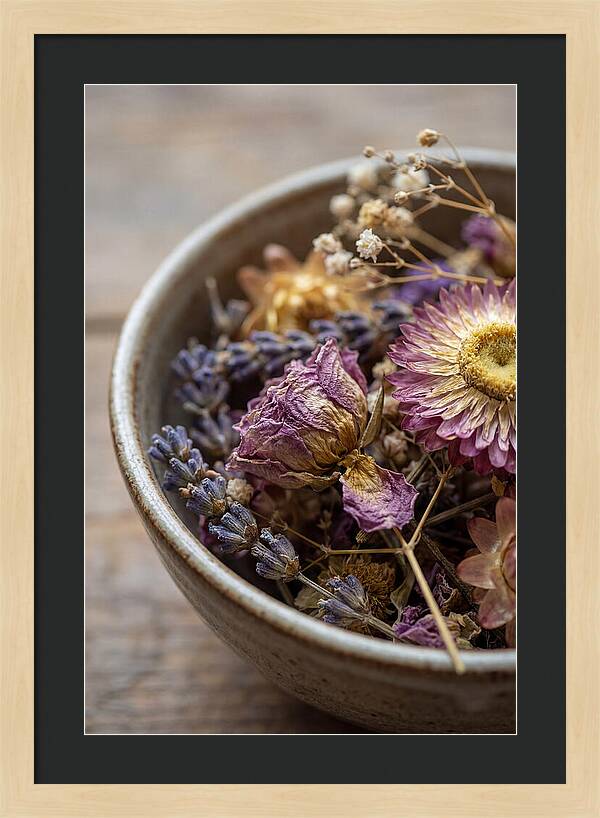 Dried Floral Serenity