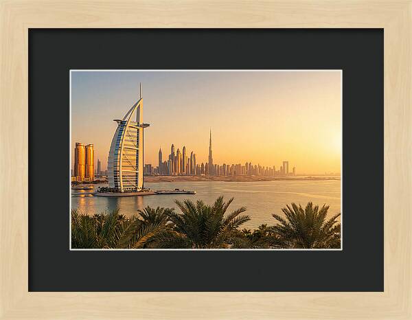 Dubais Dusk Horizon