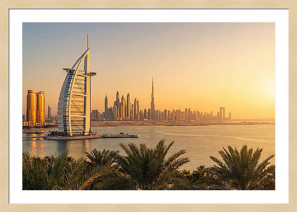 Dubais Dusk Horizon