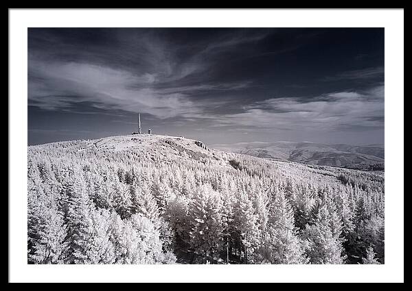 Dusk Embrace Of Brocken Mountain