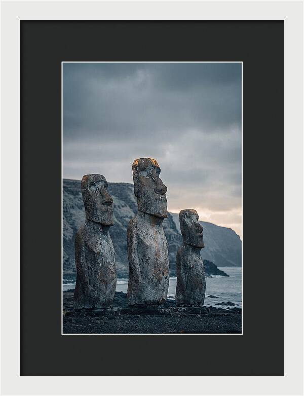 Easter Island Moai Statues At Ahu Tongariki