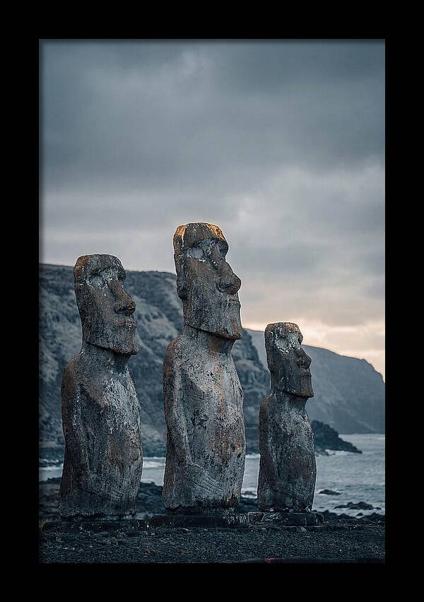 Easter Island Moai Statues At Ahu Tongariki