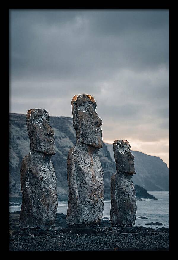 Easter Island Moai Statues At Ahu Tongariki