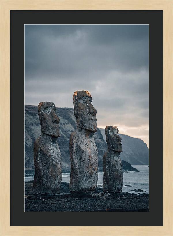 Easter Island Moai Statues At Ahu Tongariki