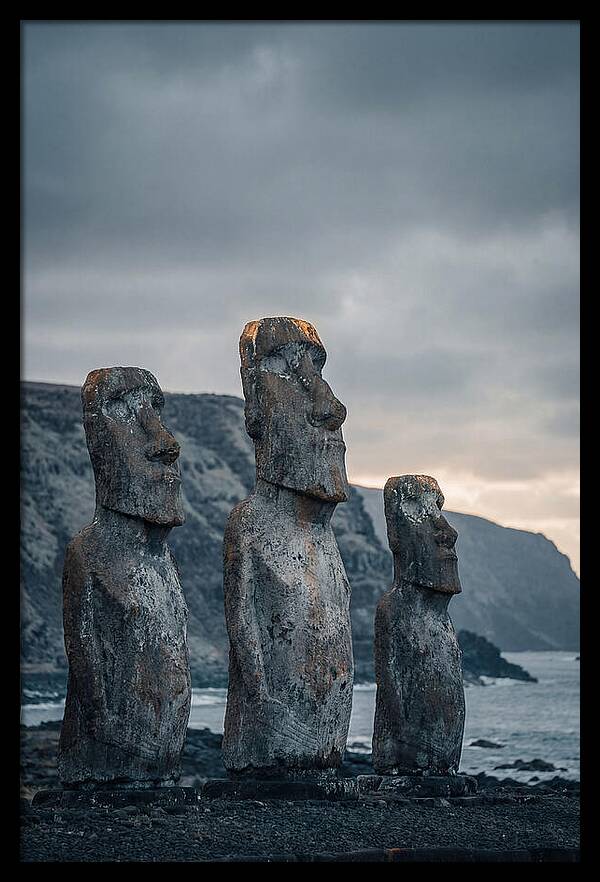 Easter Island Moai Statues At Ahu Tongariki