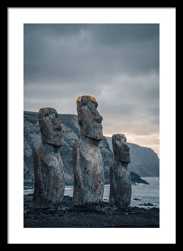 Easter Island Moai Statues At Ahu Tongariki