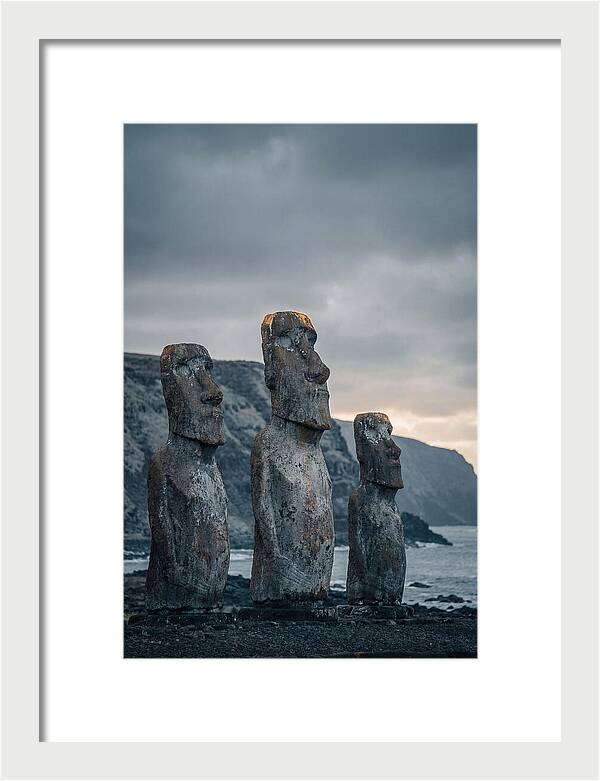Easter Island Moai Statues At Ahu Tongariki