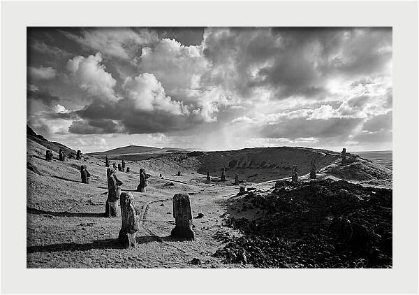 Easter Island Moai Vista