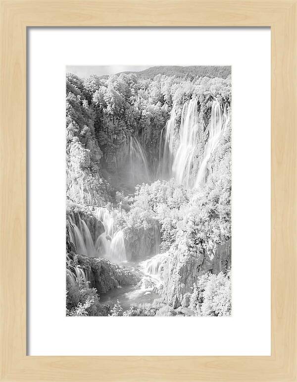 Enchanting Veliki Slap Falls
