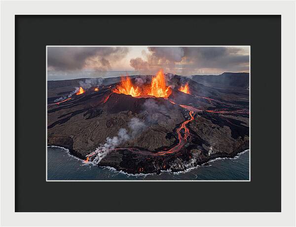 Eruption Of Piton De La Fournaise