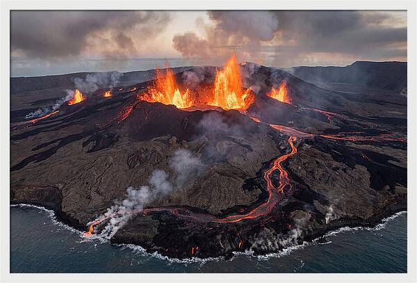 Eruption Of Piton De La Fournaise
