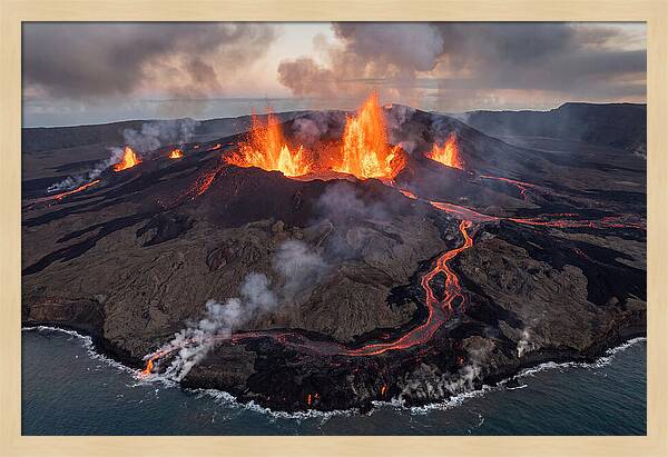 Eruption Of Piton De La Fournaise