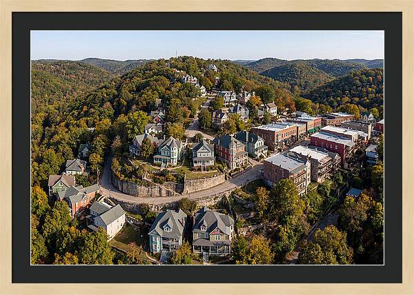 Eureka Springs Victorian Vista