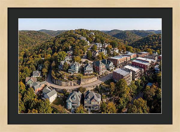 Eureka Springs Victorian Vista