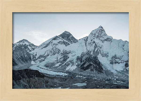 Everests Majestic Peaks