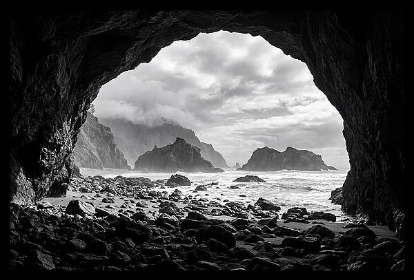 Fingals Cave Coastal Vista
