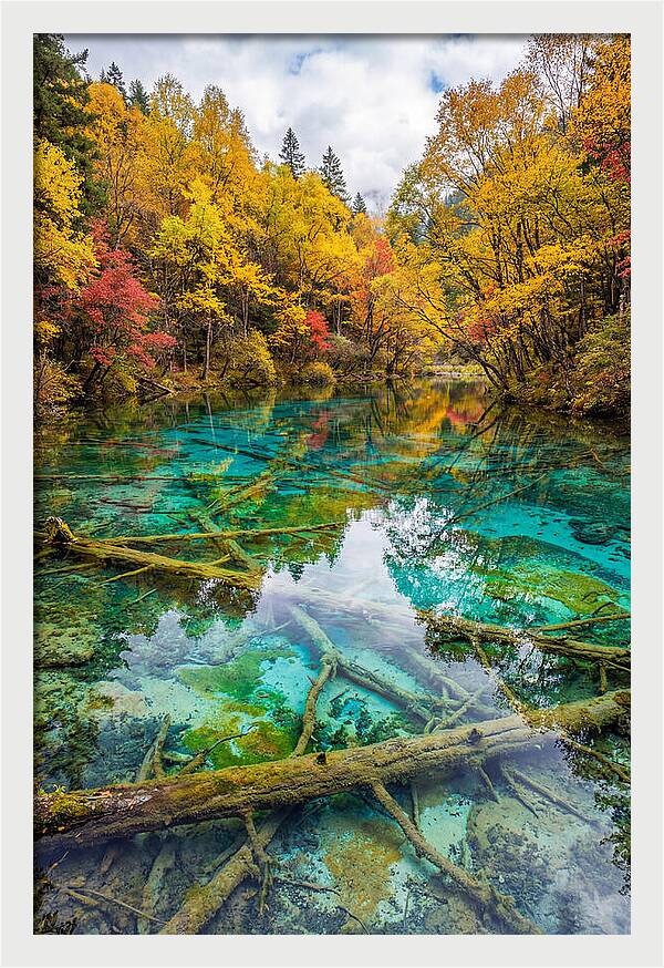 Five Flower Lake In Autumn