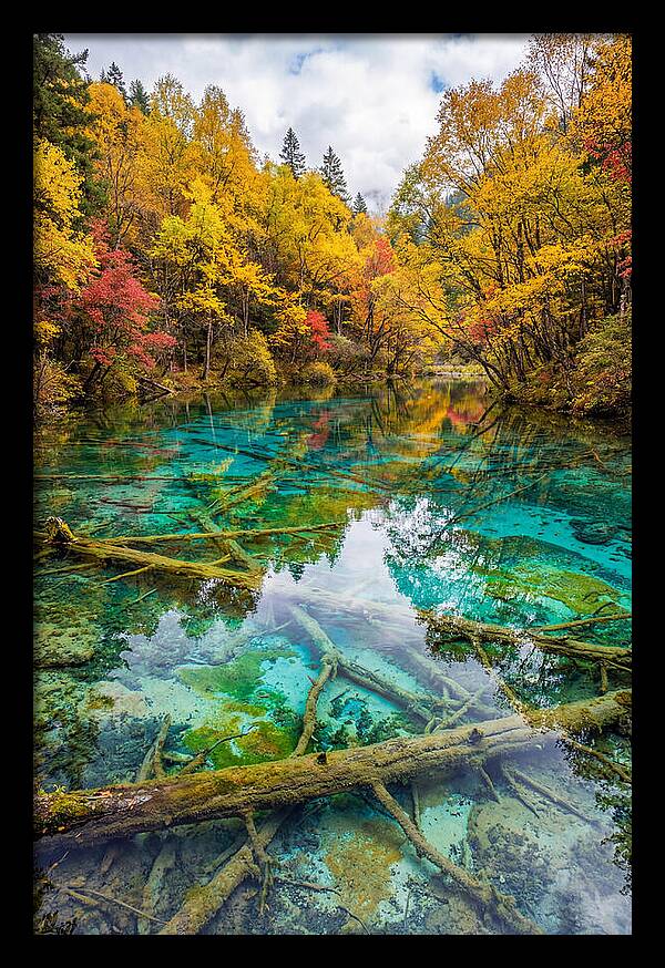Five Flower Lake In Autumn