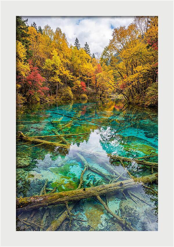 Five Flower Lake In Autumn