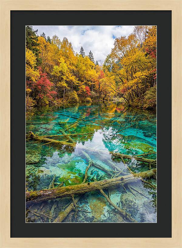 Five Flower Lake In Autumn