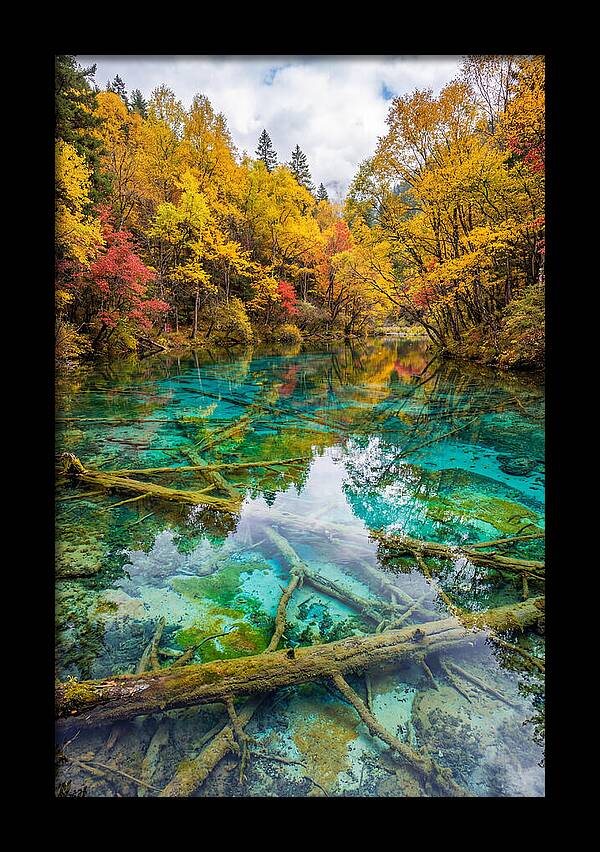 Five Flower Lake In Autumn