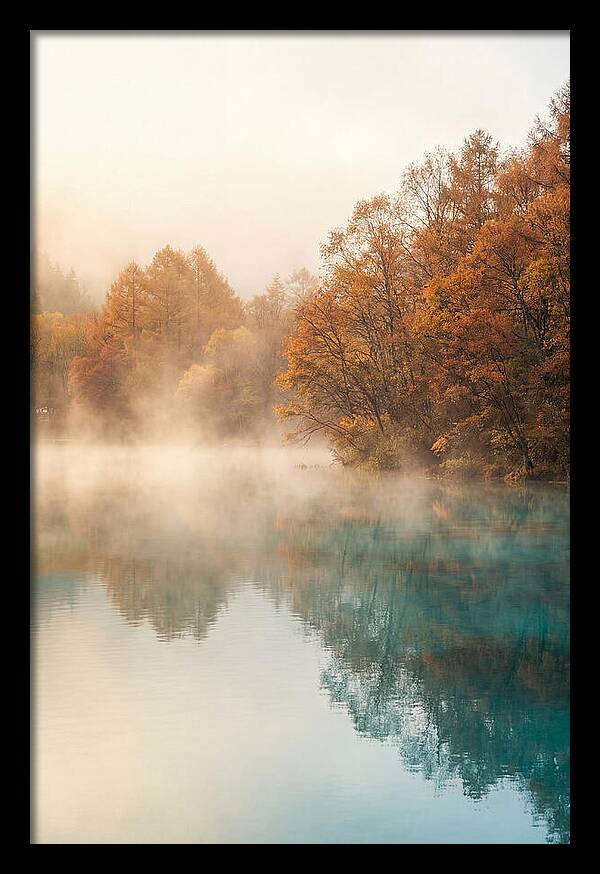 Five Flower Lake In Autumn